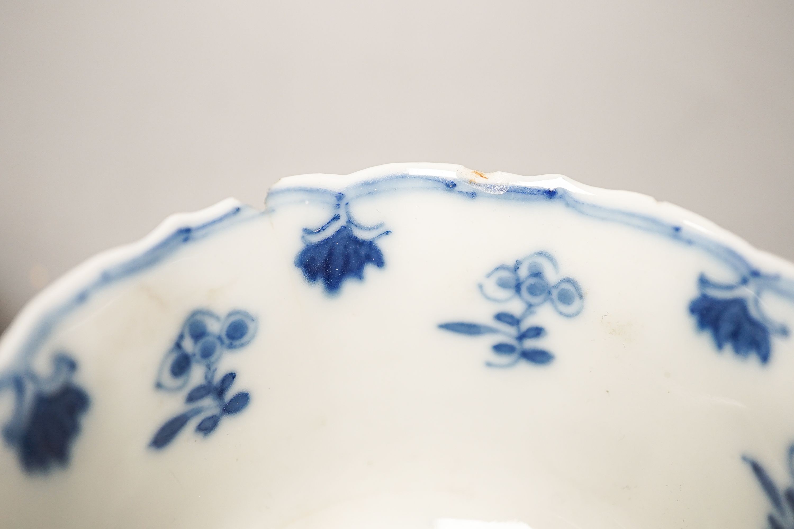 A group of Chinese porcelain teabowls and saucers, 18th-20th century